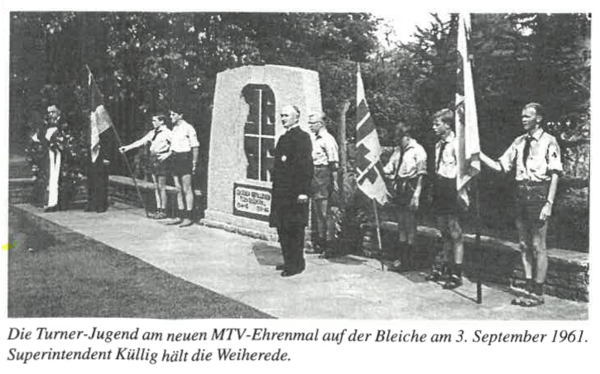 MTV-Ehrenmal-Einweihung 3.09.1961.png